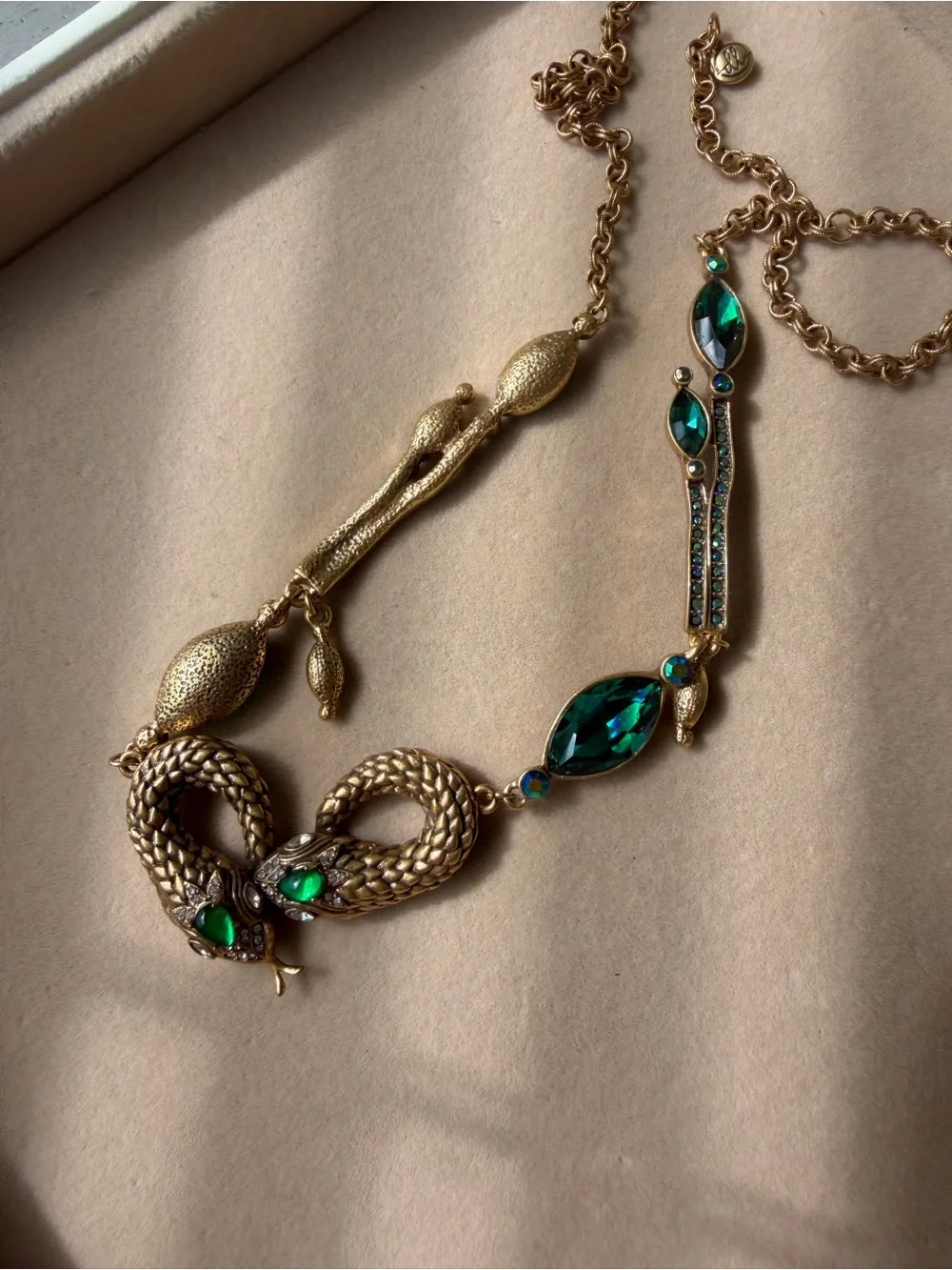 Gold-Tone vintage Snake Necklace with Emerald Green Stones